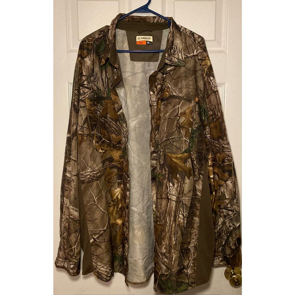 Magellan hunt gear outdoor windbreaker. Size 3xl